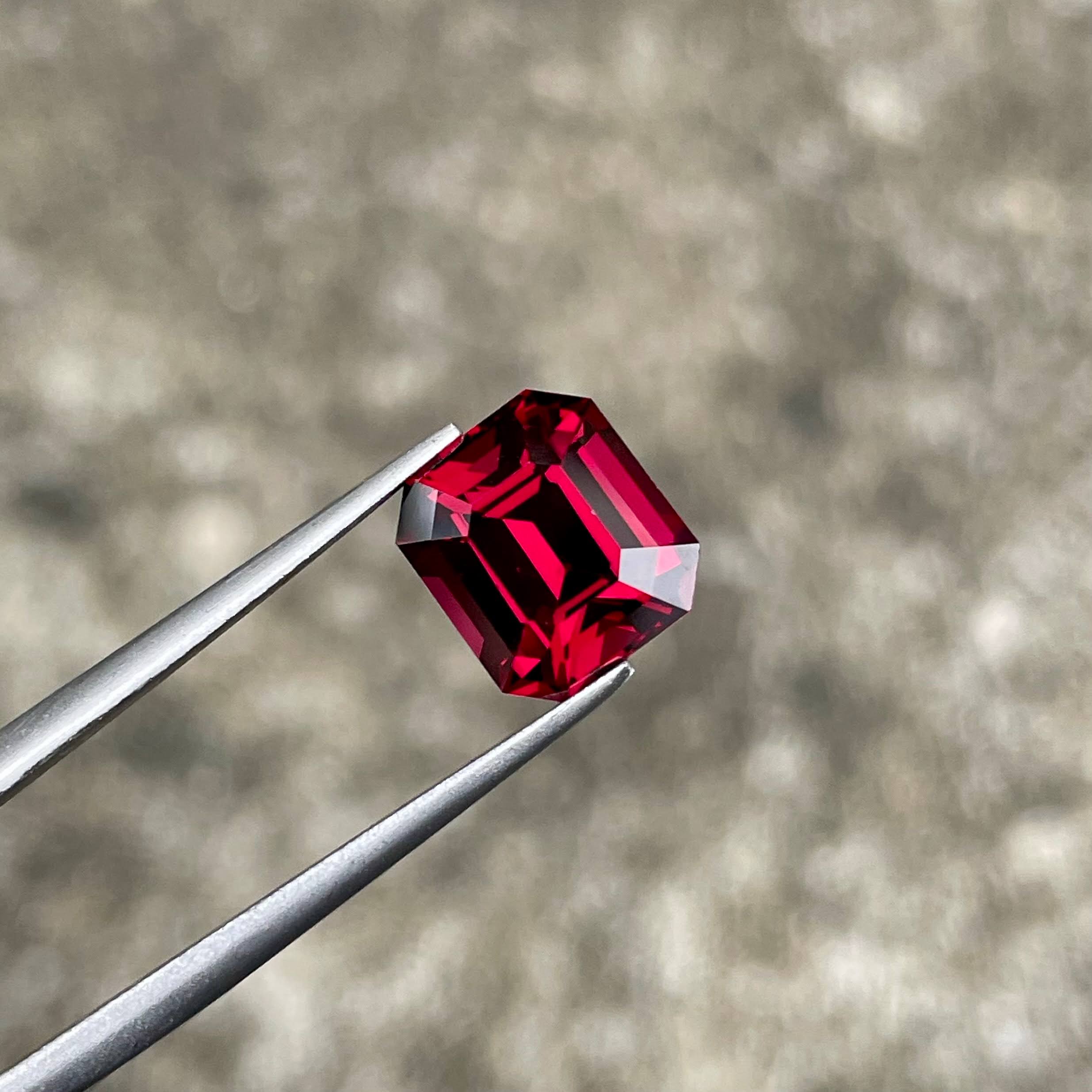 4.78 Carats Sweet Red Garnet Stone