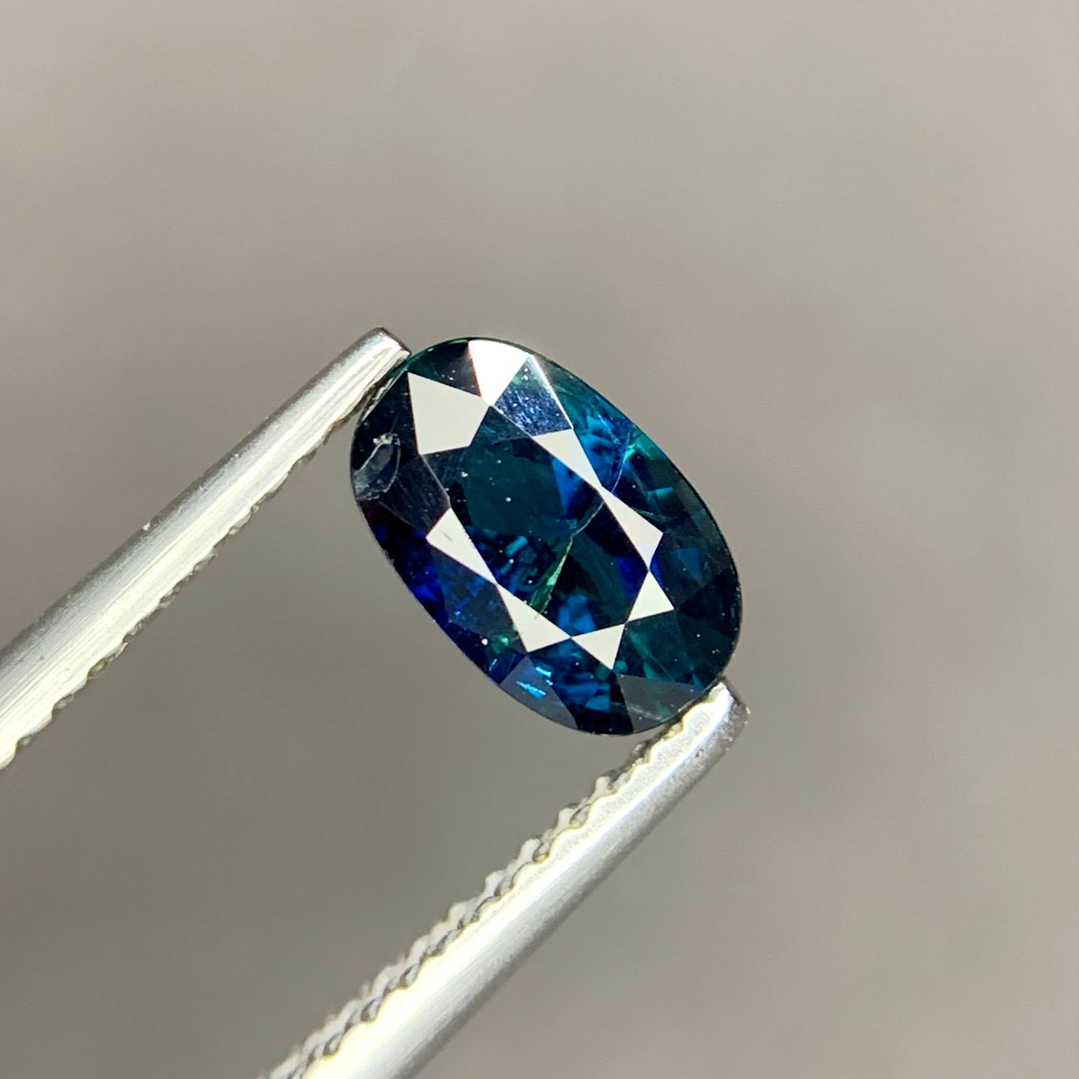 1.09ct Green Blue Teal Sapphire Oval