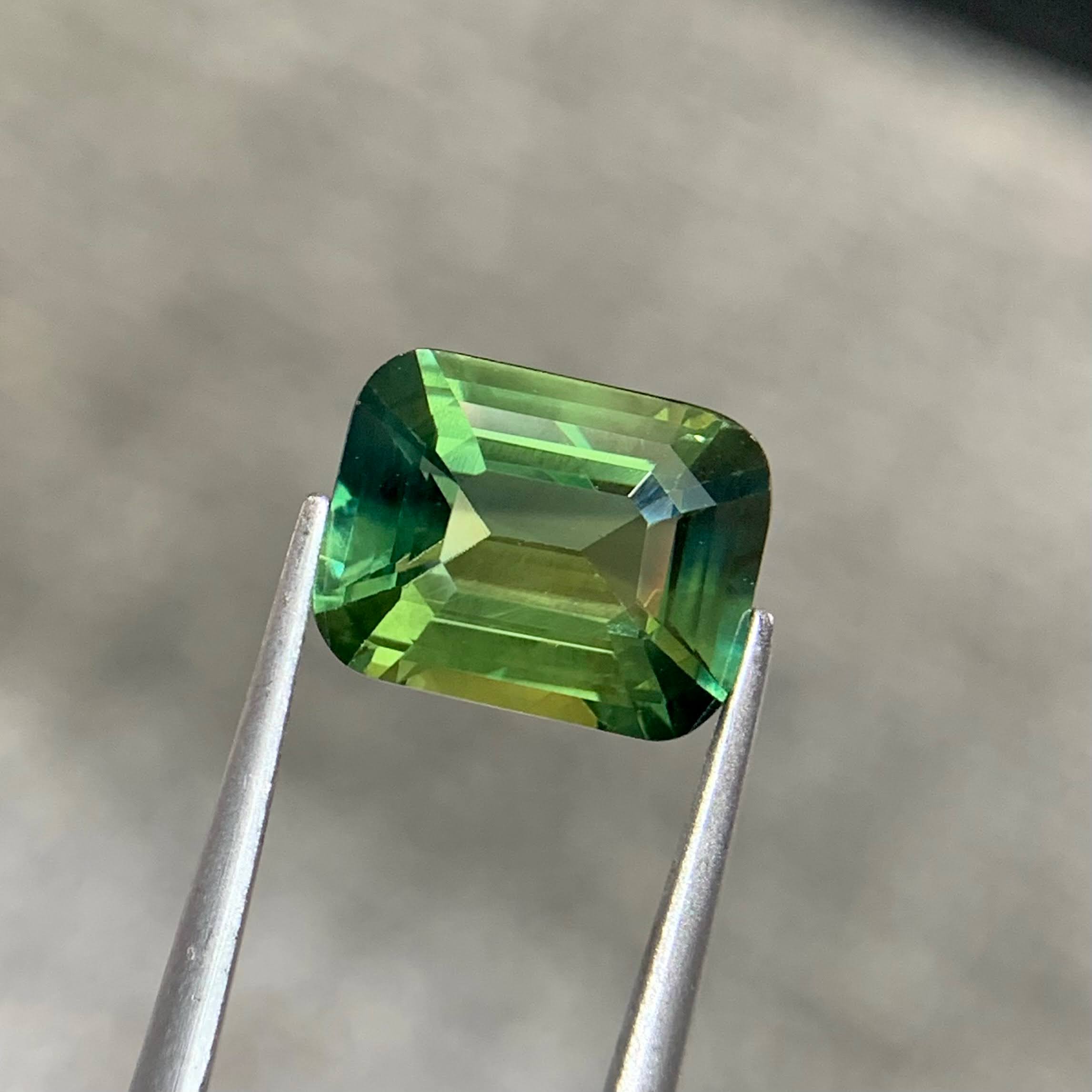 4.26Ct Teal Sapphire Cushion Cut 