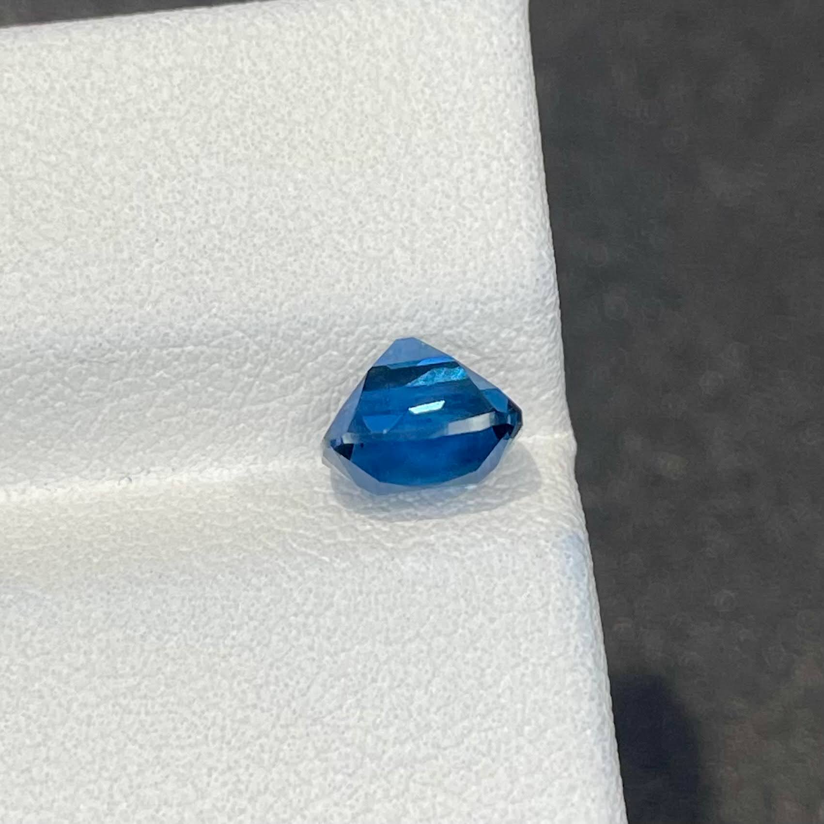 Cobalt blue spinel
