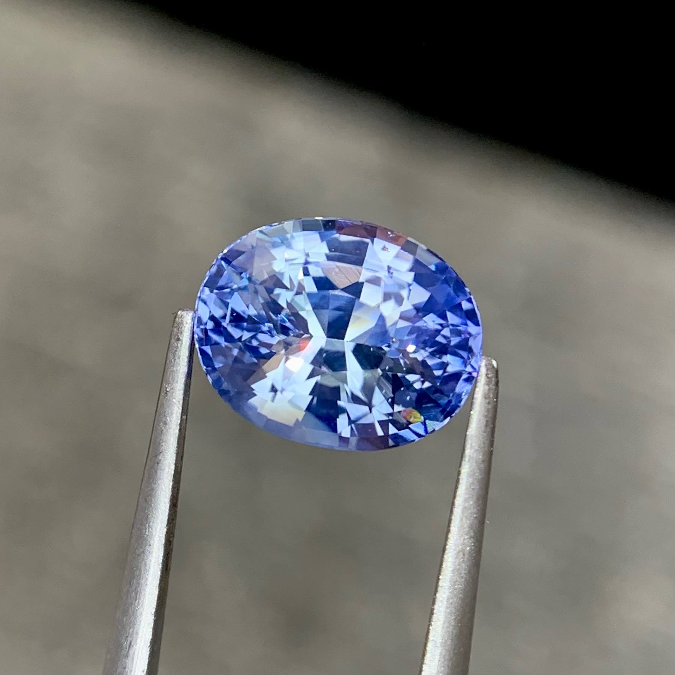 3.06 Ct Light Cornflower Blue Sapphire Oval