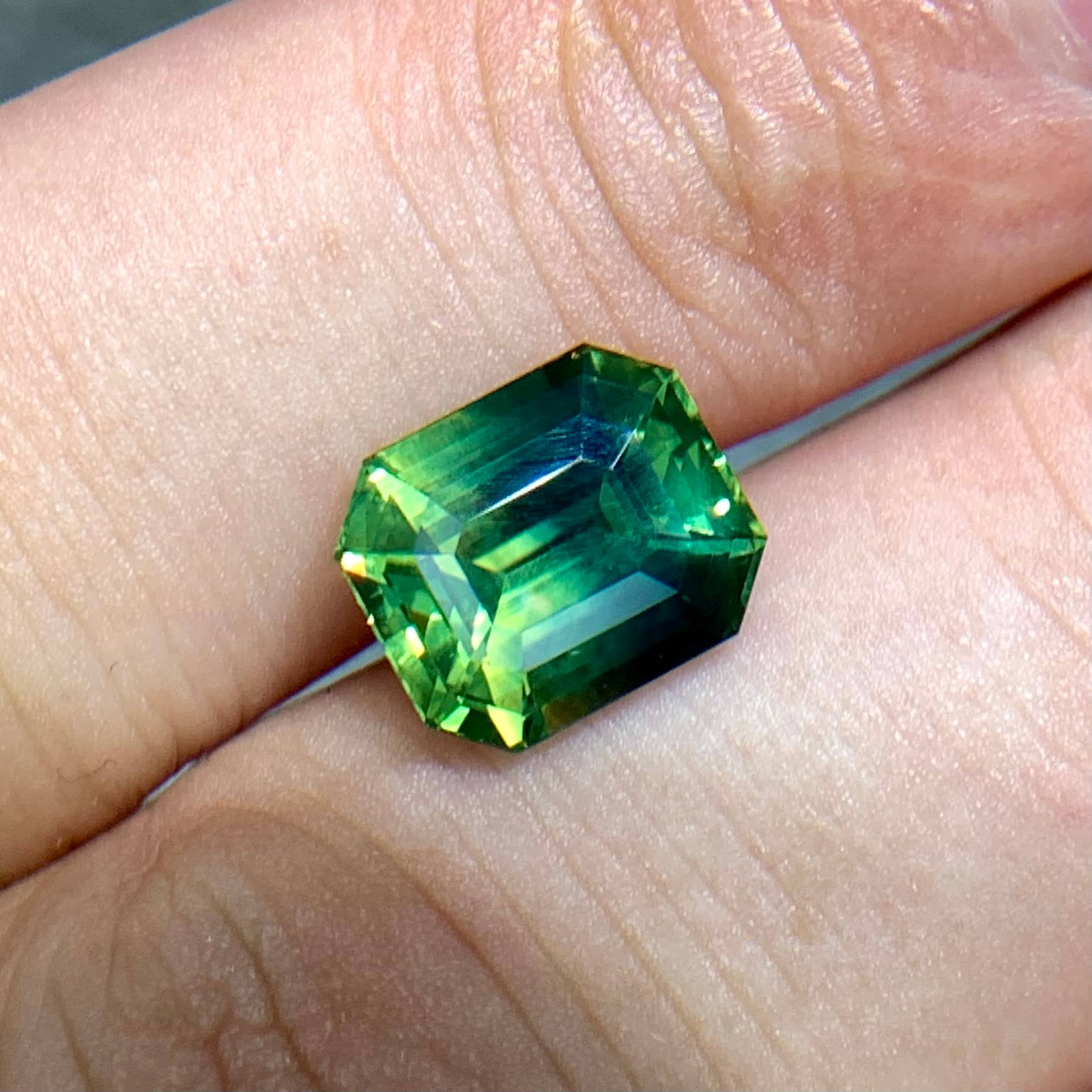 5-08-carats-bicolor-teal-sapphire-no-heat-emerald-cut-madagascar