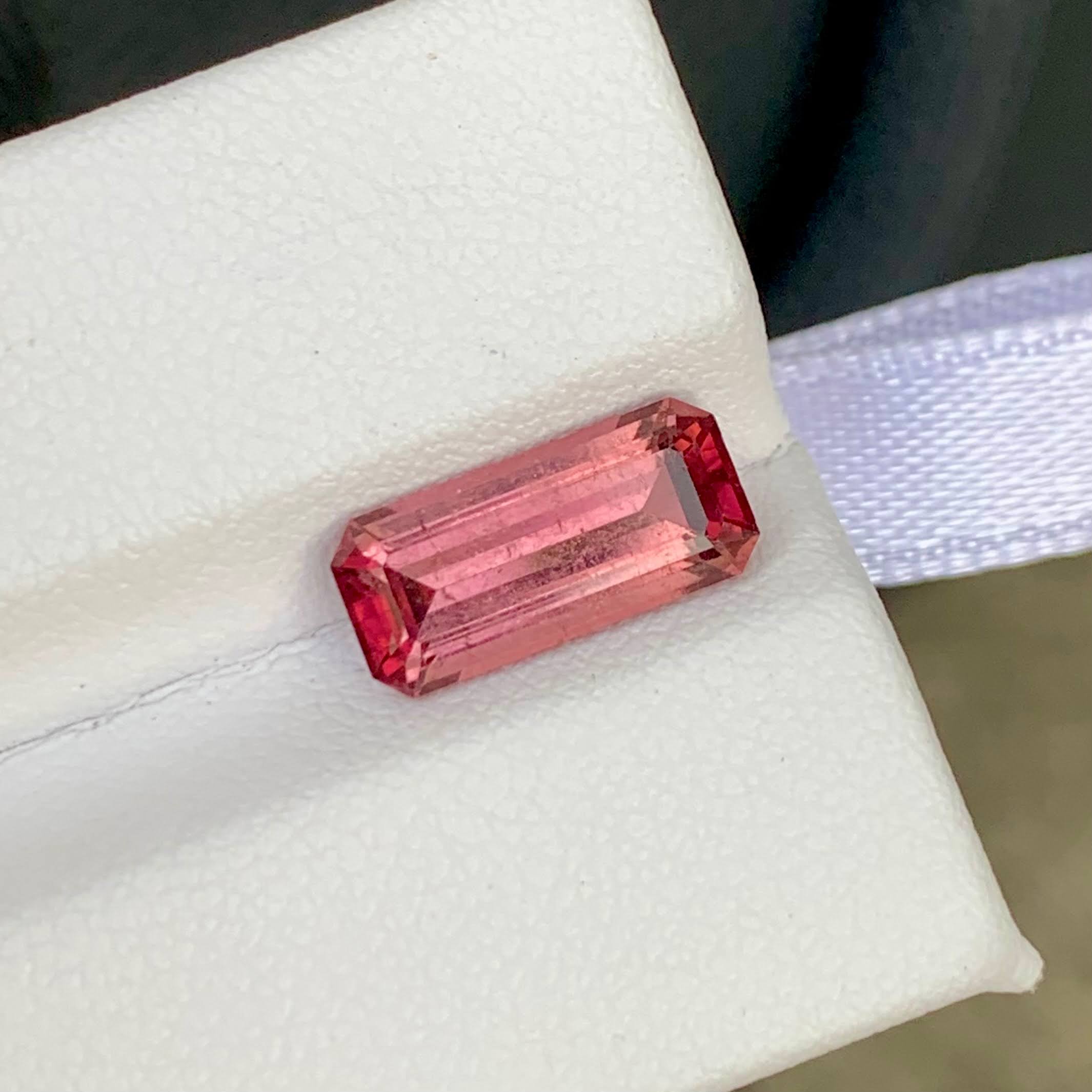 2-88-carats-peach-red-tourmaline-emerald-cut-african-gemstone