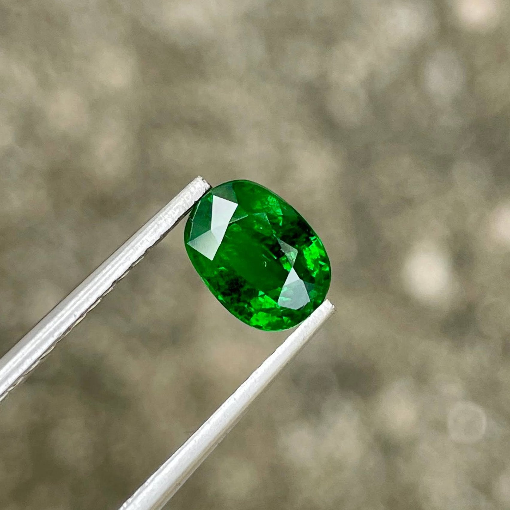 1.70 Carats Green Tsavorite Garnet Gem