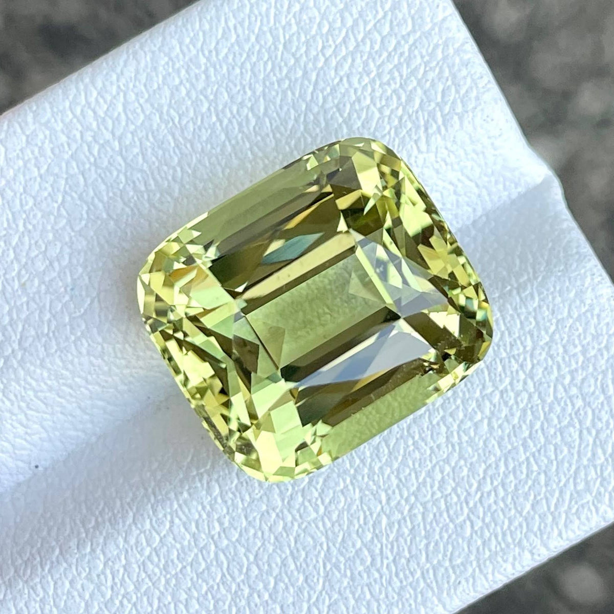 14.30 Carat Yellow Beryl Heliodore Gem