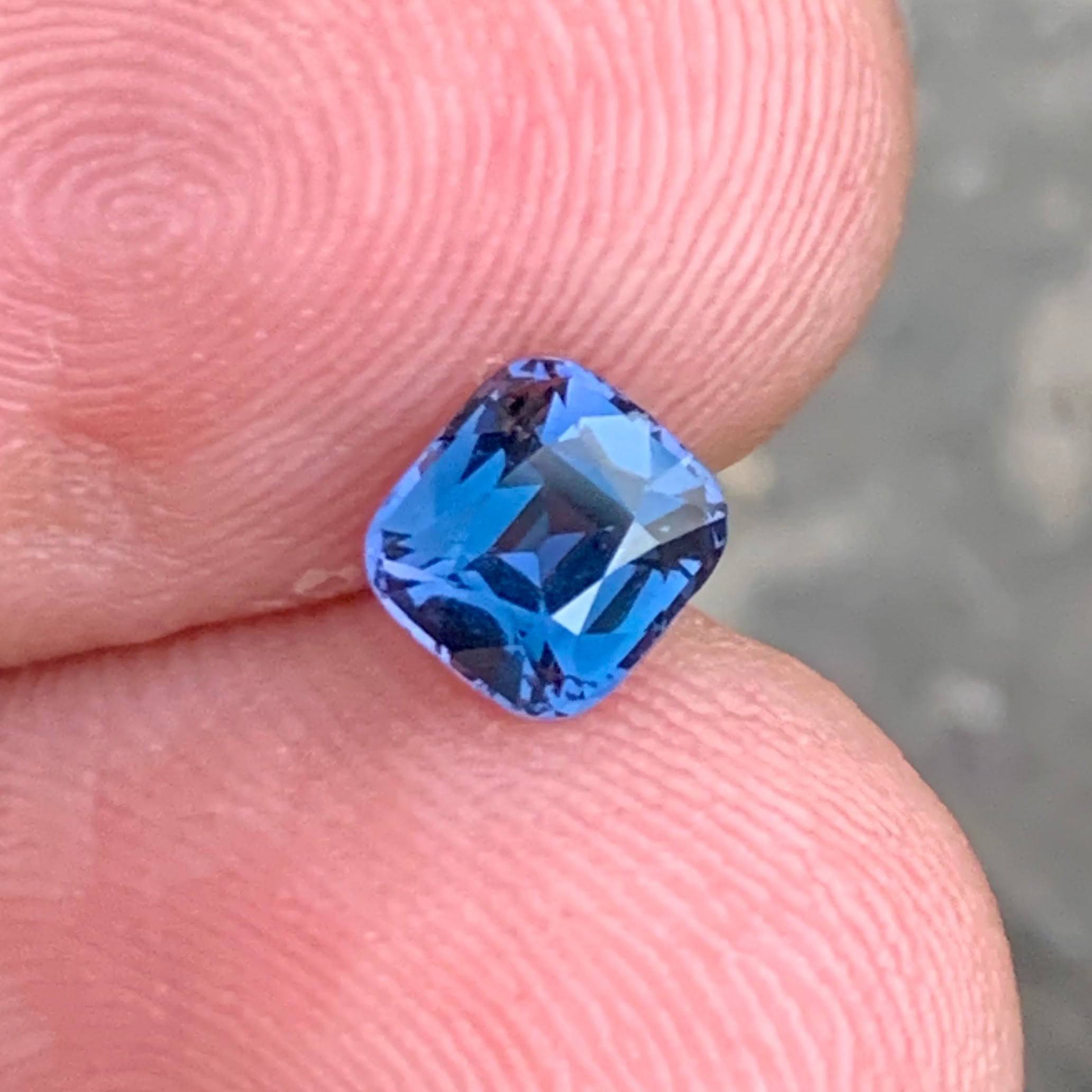 1.15 Carats Grayish Blue Spinel Stone