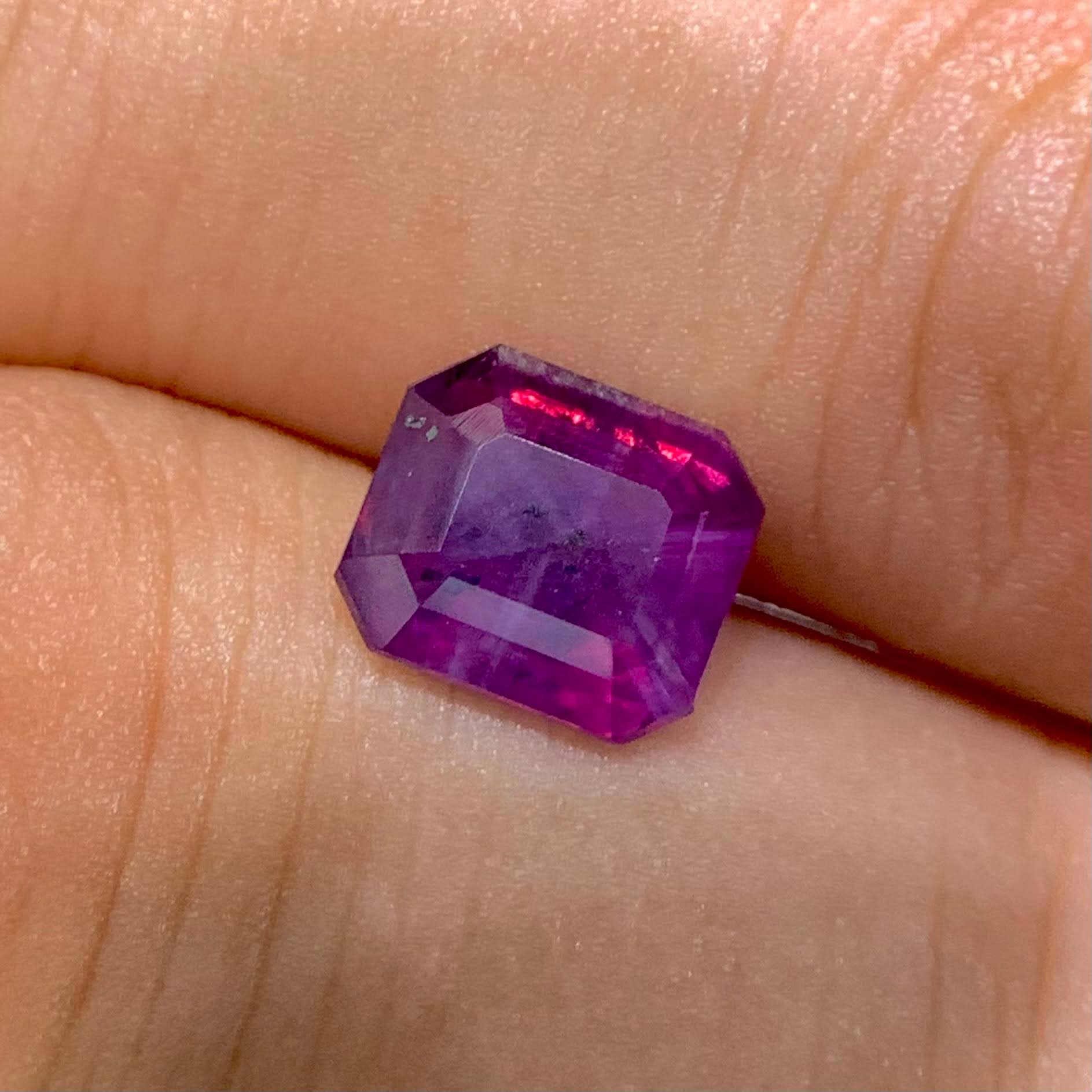 2-27-carats-natural-certified-trapiche-sapphire-octagonal-step-cut-kashmir-pakistan