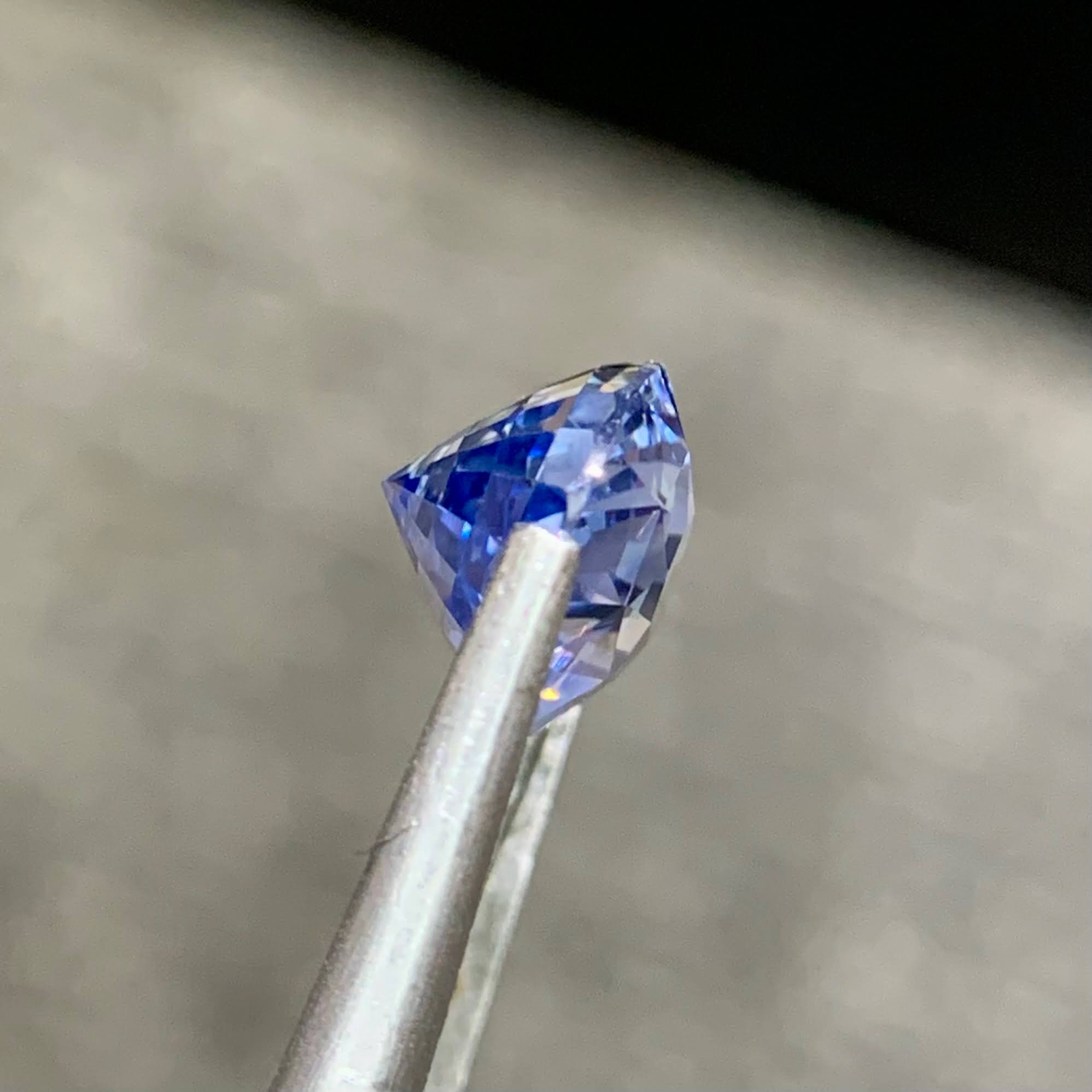 3.06 Ct Light Cornflower Blue Sapphire Oval