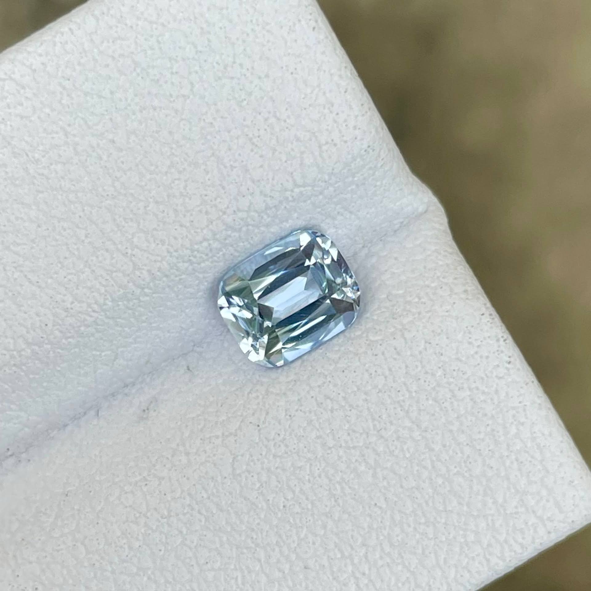 0.80 Carats Light Blue Aquamarine Stone