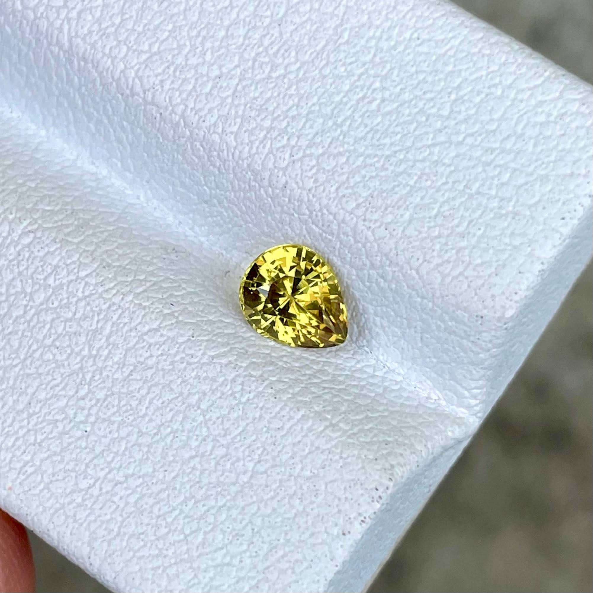 0.72 Carats Yellow Sapphire Pear Stone