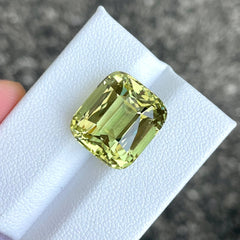 14.30 Carat Yellow Beryl Heliodore Gem