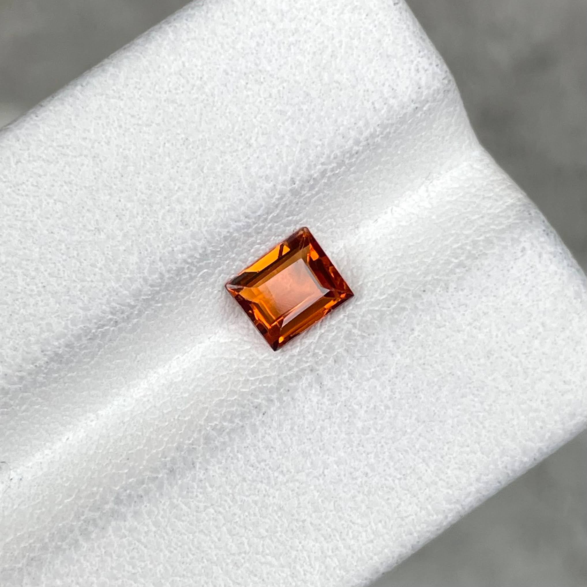 0.82 Carats Spessartite Fanta Garnet