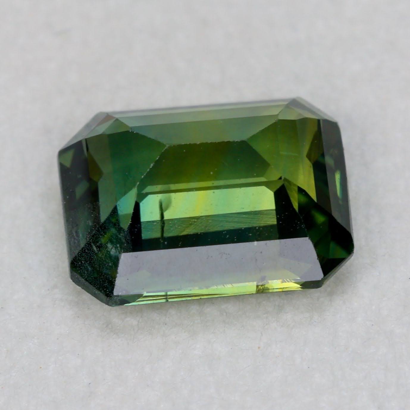 1.53 Carats Teal Sapphire Stone