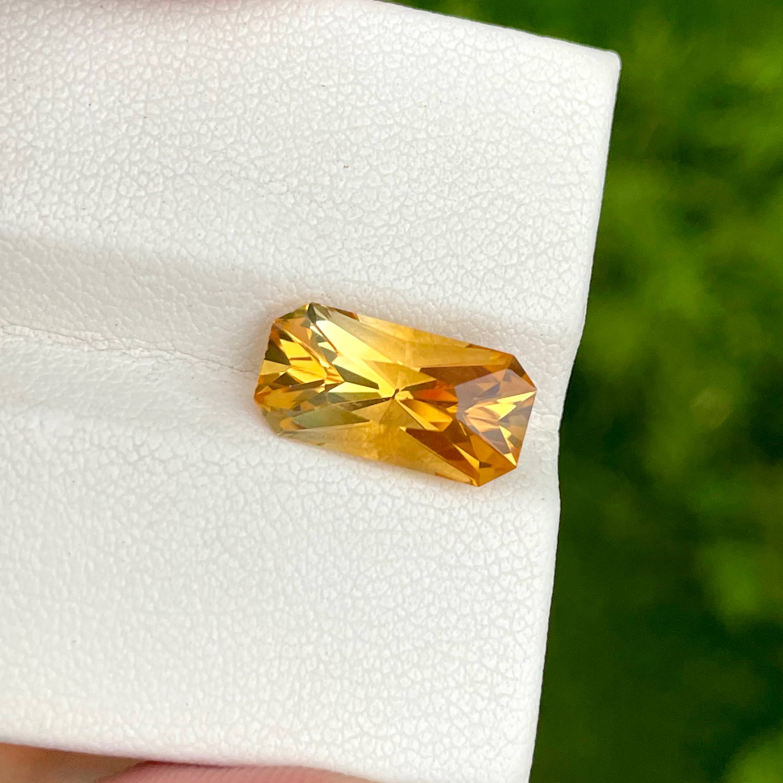 4.20 Carats Scissor Cut Citrine Stone