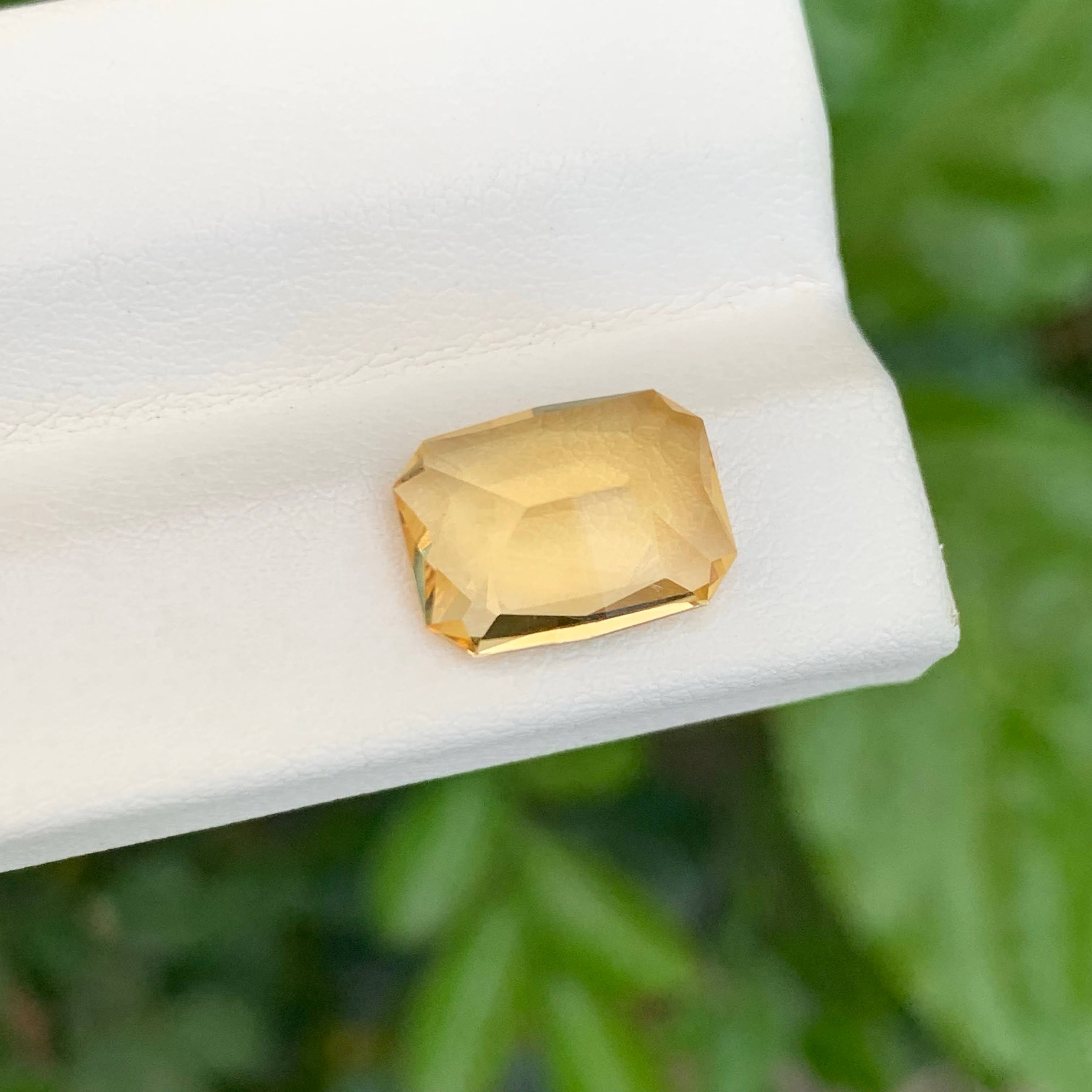 3.00 carats Orange Citrine Radiant Cut