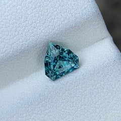 0.95 Ct Intense Blue Aquamarine Trilliant