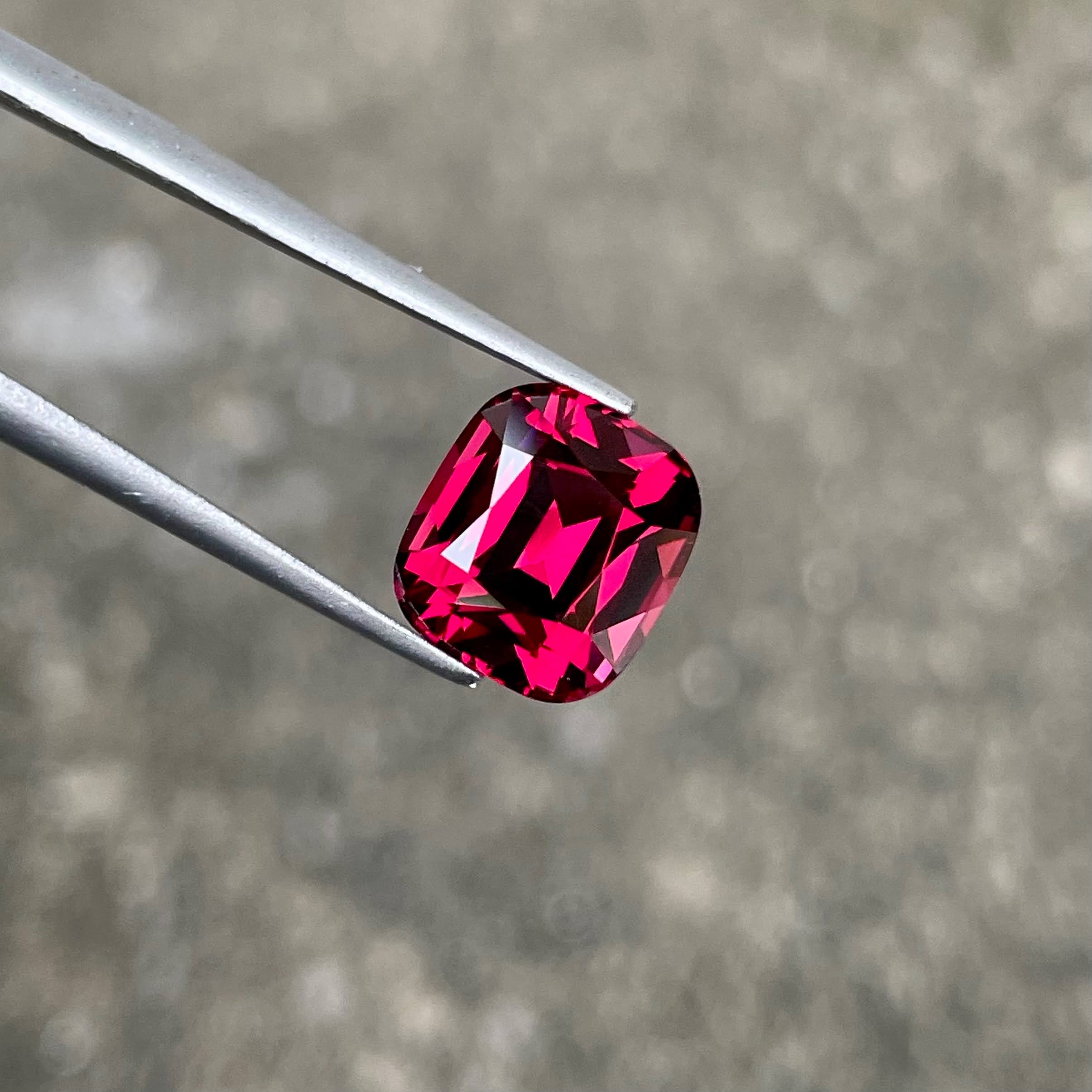 4.82 Carats Pinkish Red Garnet Stone
