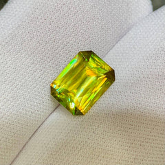 3.37ct Rainbow Sphene Radiant Cut