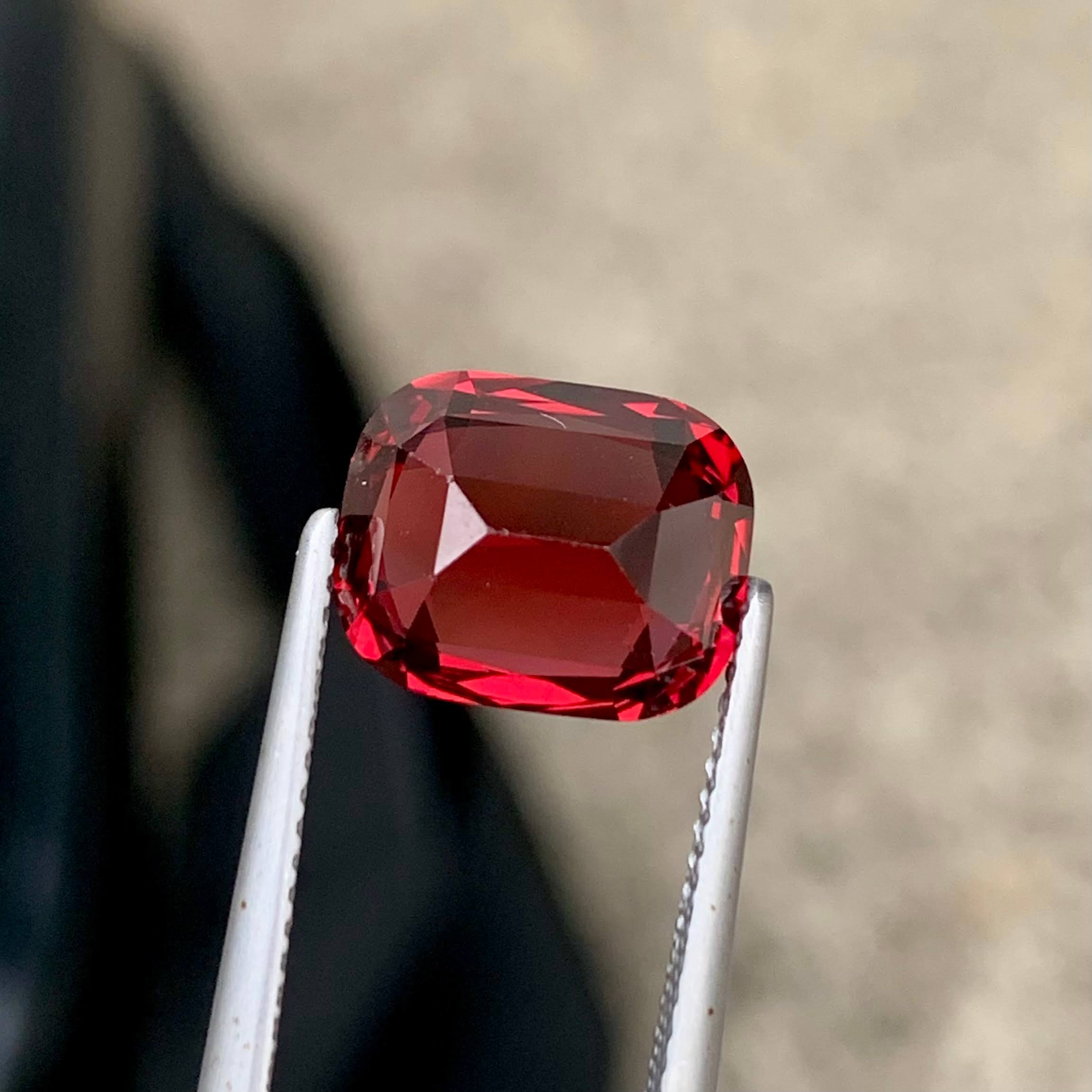 5.51Ct Bright Red Garnet