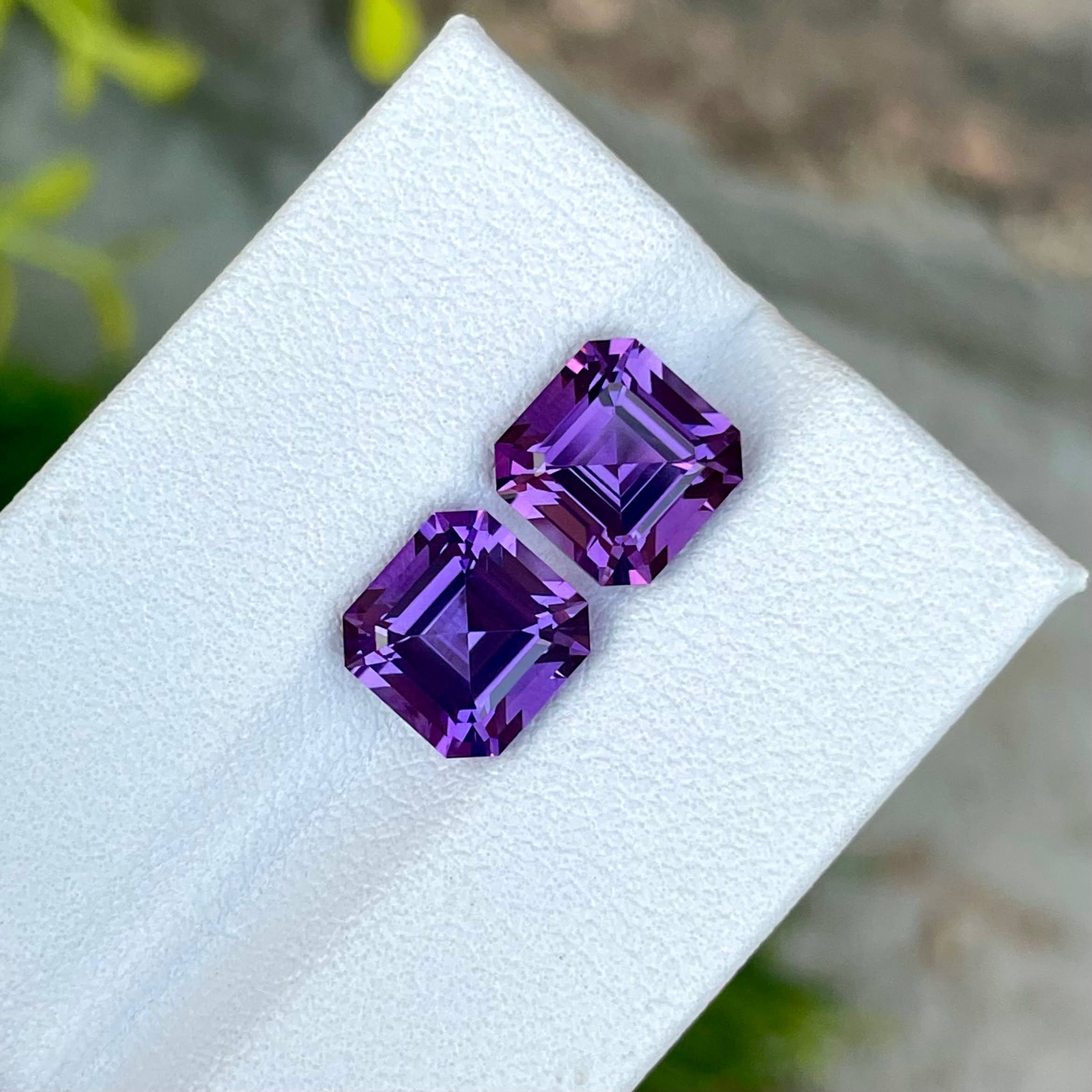4.95 Carats Purple Amethyst Pair