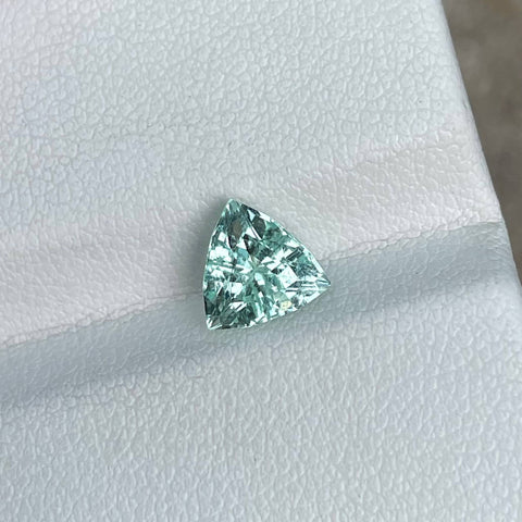 1.50 Carats Blue Aquamarine Stone