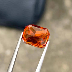 4-47-carats-intense-reddish-orange-spessartite-garnet-octagon-radiant-cut-tanzania