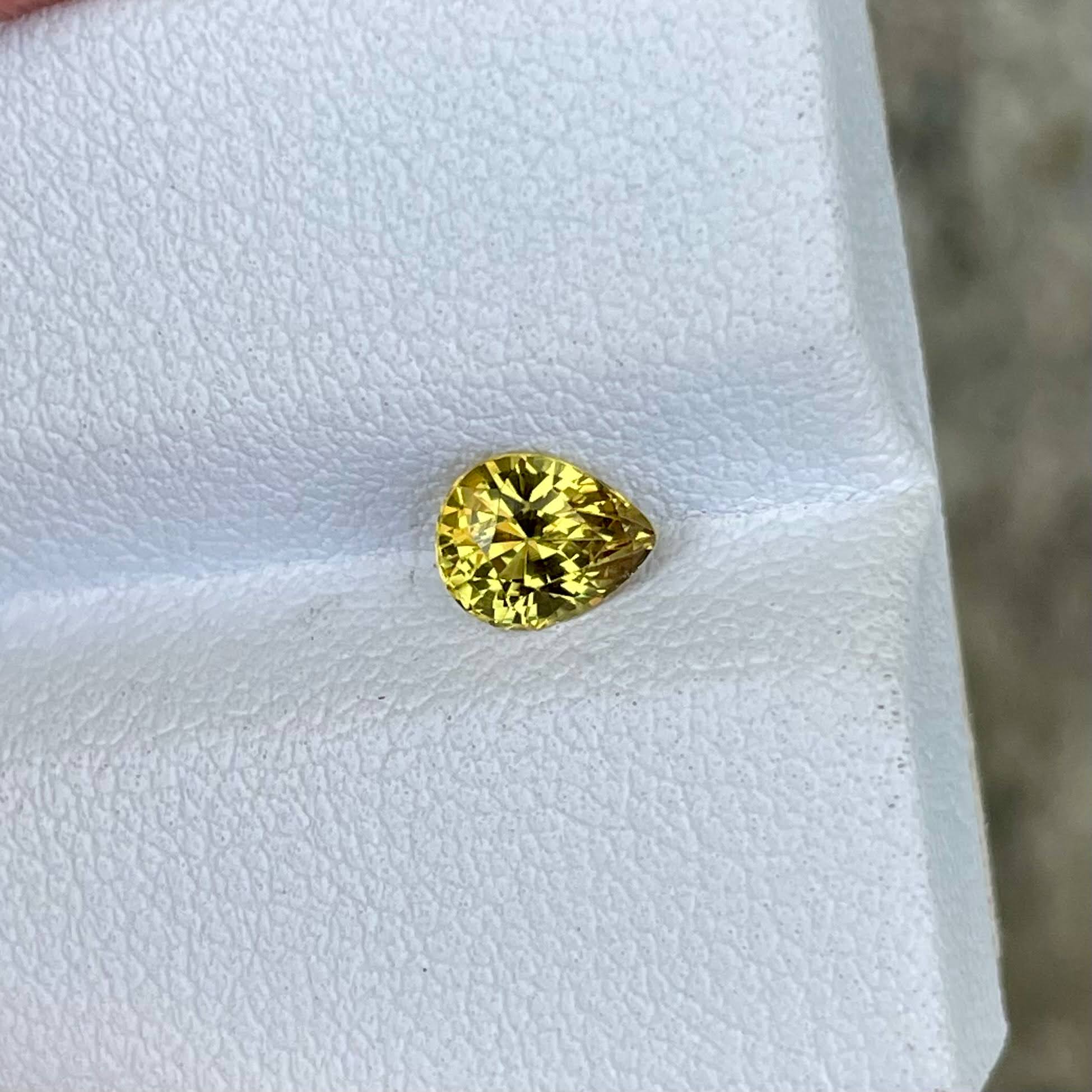 0.72 Carats Yellow Sapphire Pear Stone