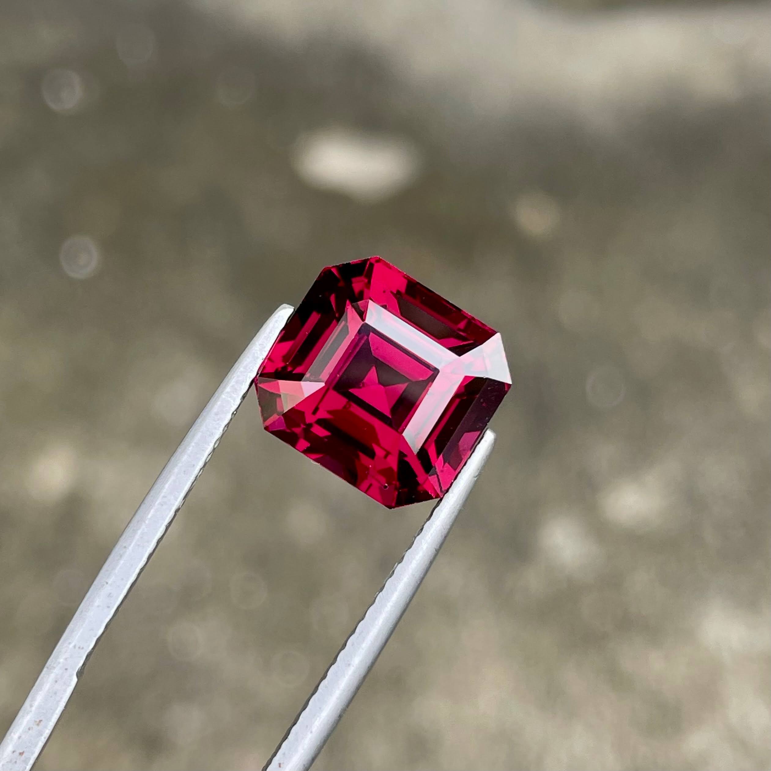 10.12ct Fine Red Garnet