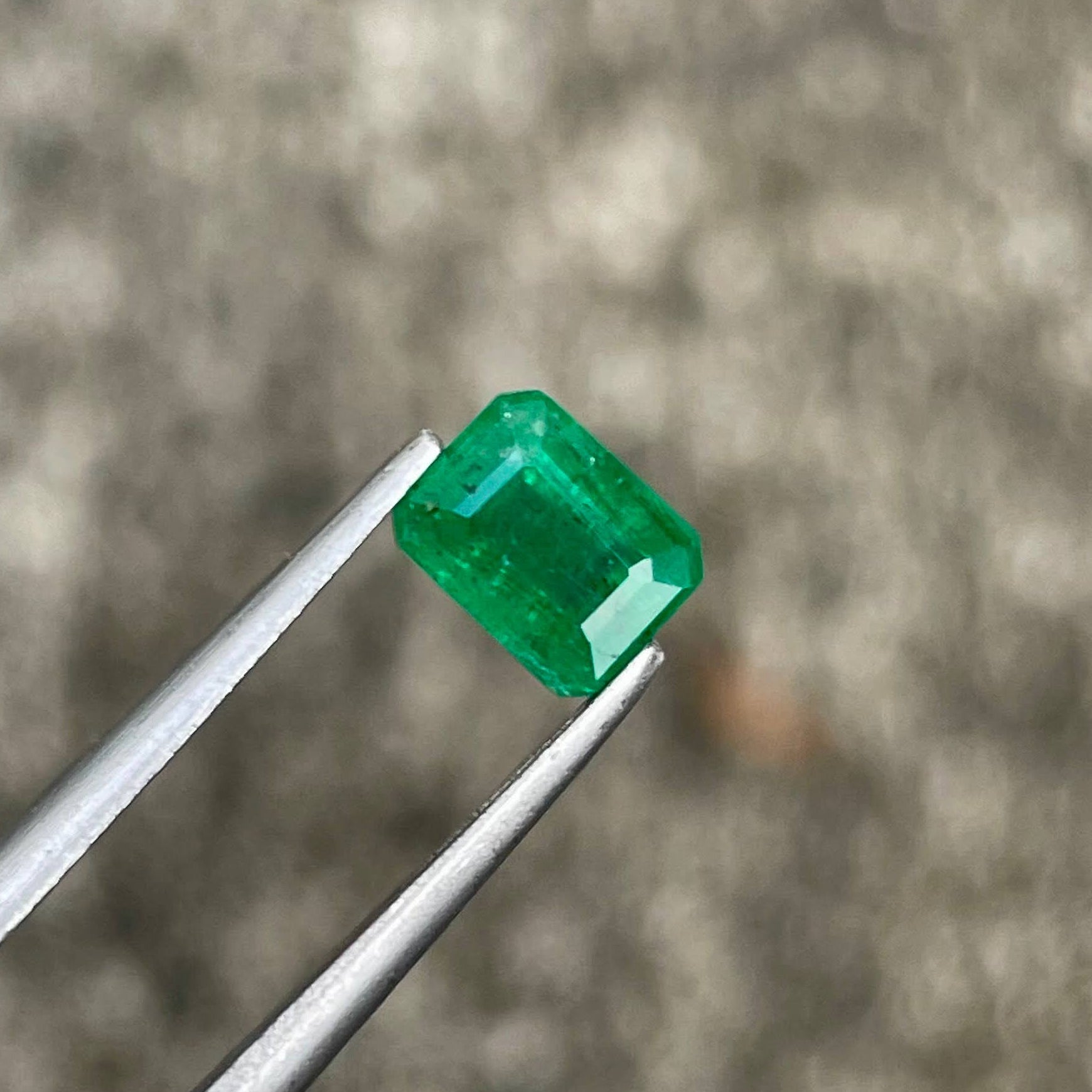 0.77 Carats Zambian Emerald Gemstone