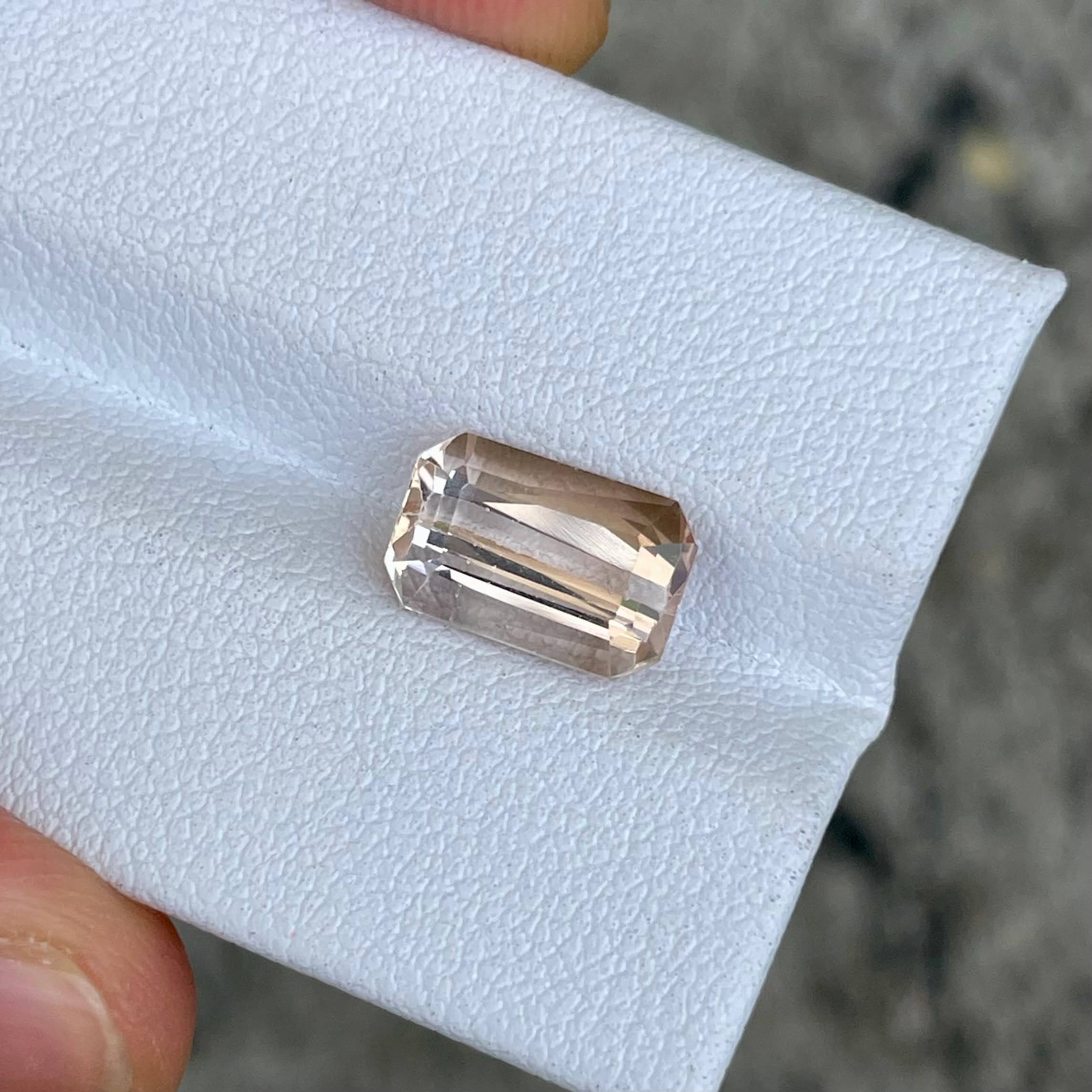 3.38 Carats Topaz Stone Emerald Cut