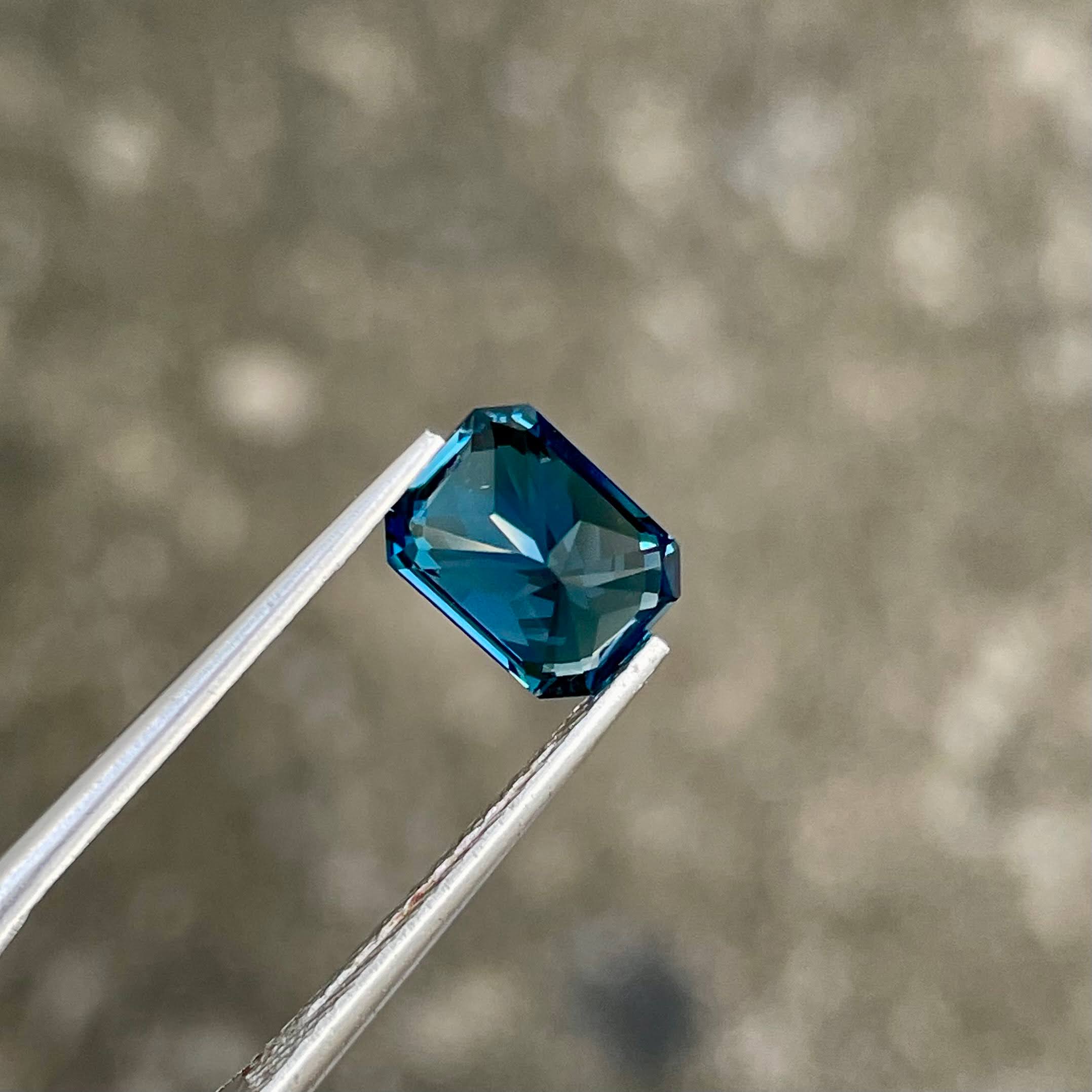 2.05 Carat London Blue Topaz