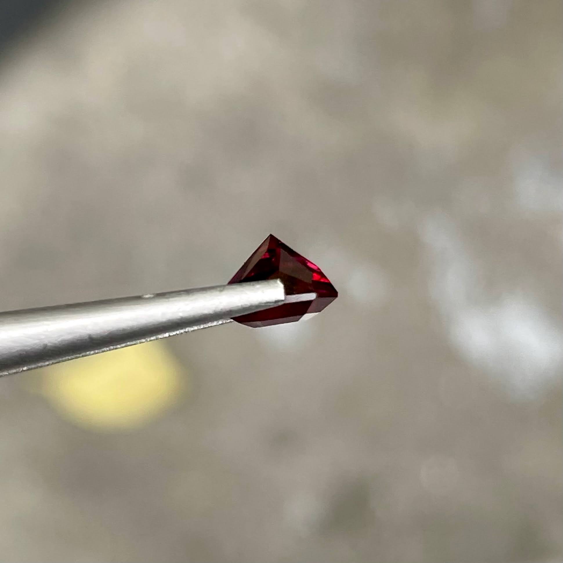 1.88 Carats Bright Red Garnet Stone