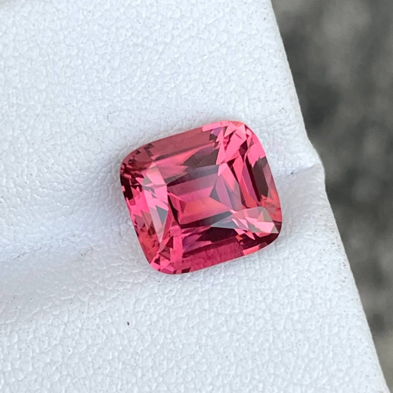 3.73 carats Bubblegum Pink Tourmaline