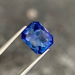 3.12 Ct Fine Blue Sapphire Radiant Cut