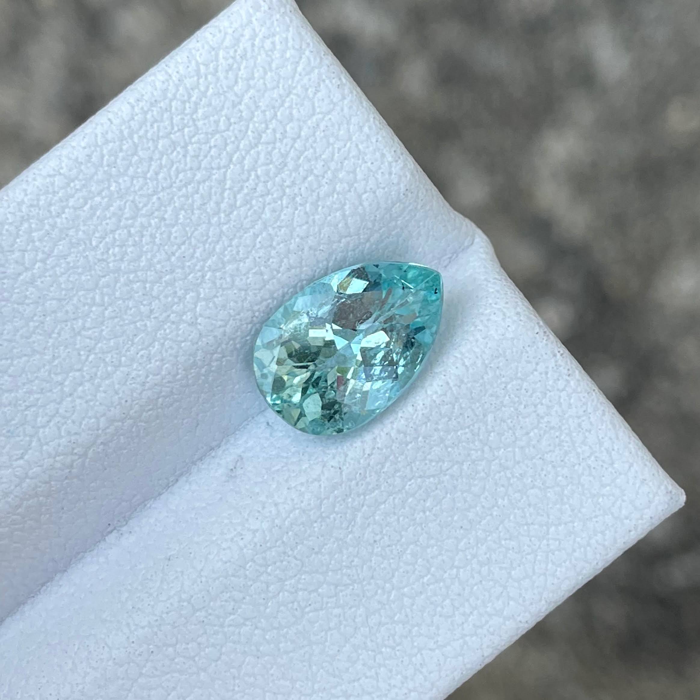 1.75 Carats Pear Cut Aquamarine Stone