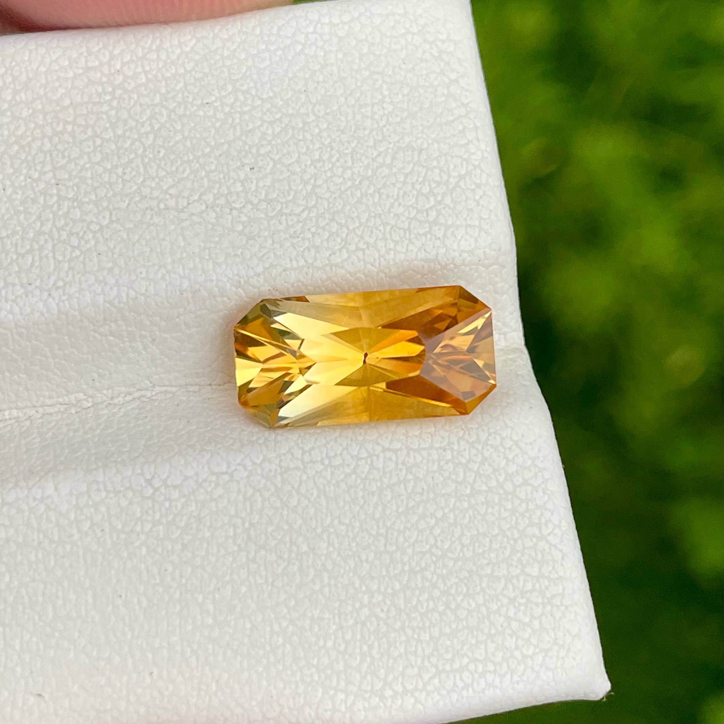 4.20 Carats Scissor Cut Citrine Stone