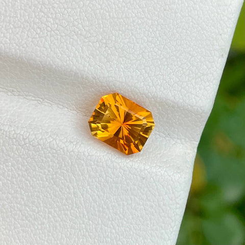 1.70 Carats Madeira Citrine Stone