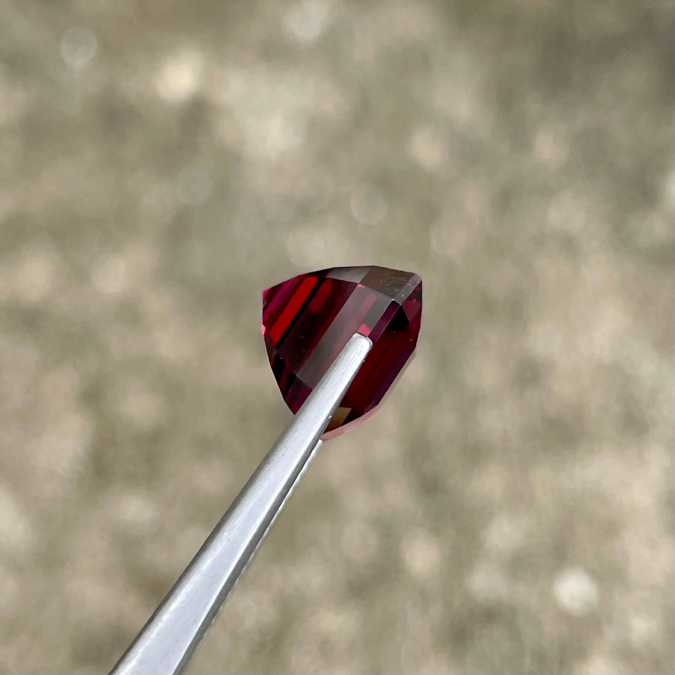 10.12ct Fine Red Garnet