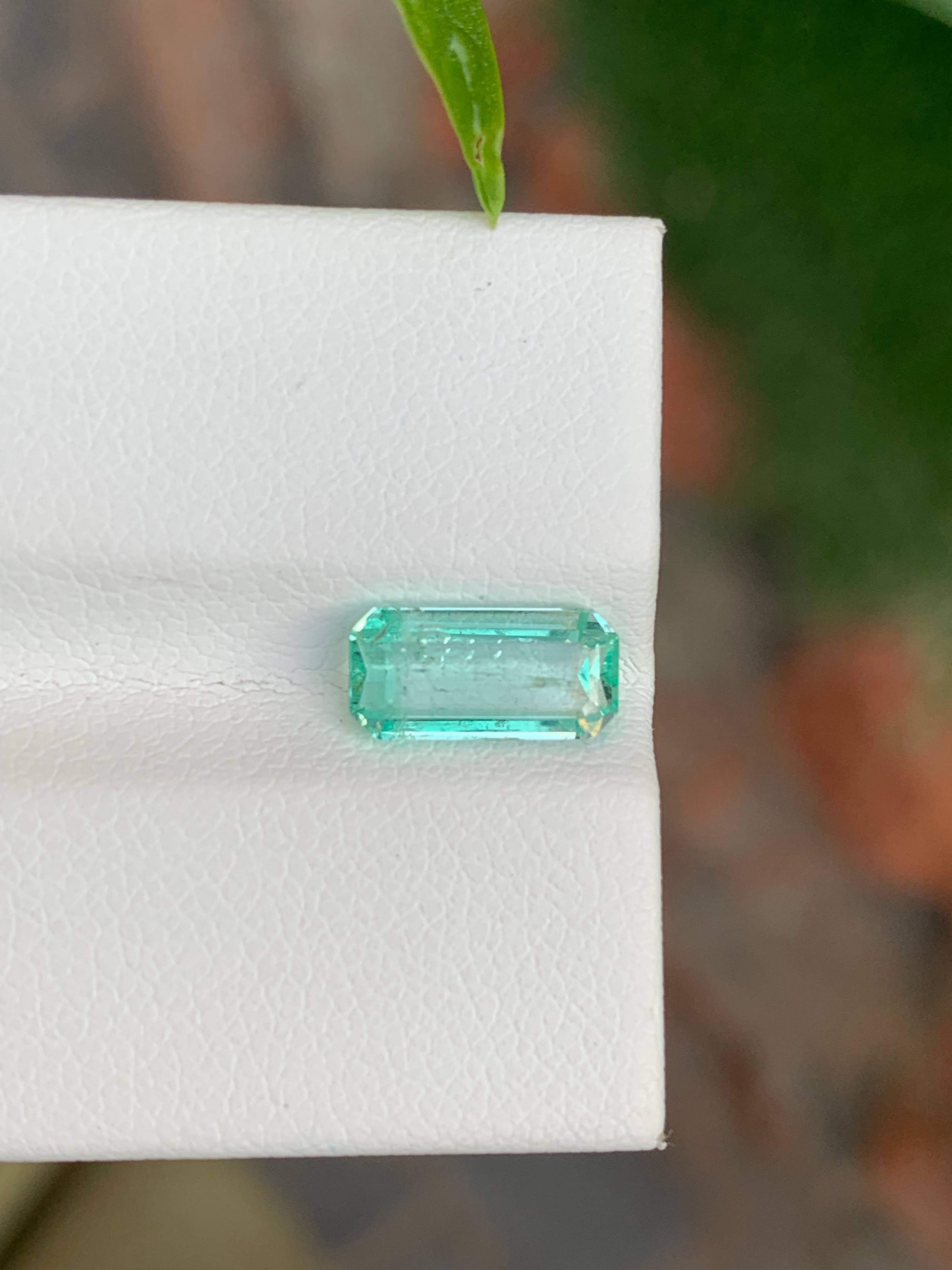 1.40 Carats Emerald Faceted Gemstone