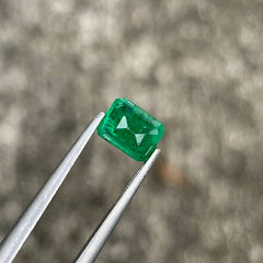 0.77 Carats Zambian Emerald Gemstone