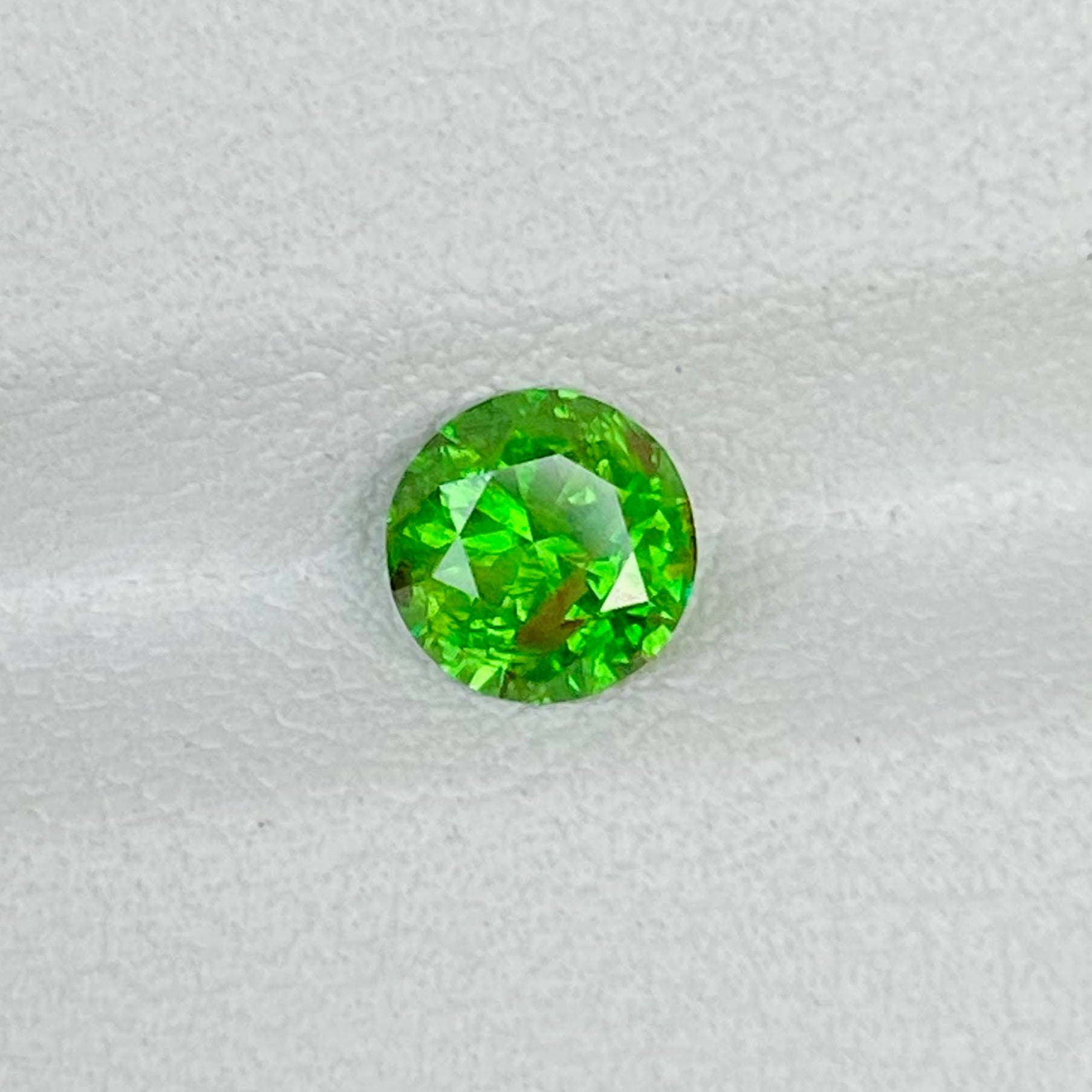 0.93 Carats Vivid Green Demantoid Garnet