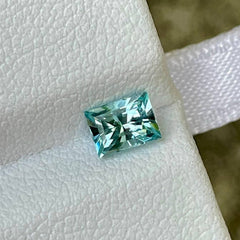 0.66 Carats Blue Aquamarine Gemstone