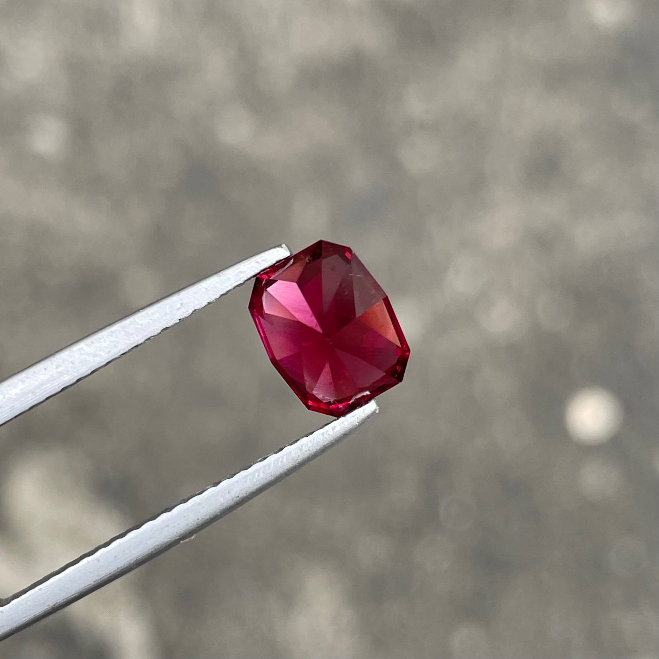 2.29 ct Fine Red Garnet