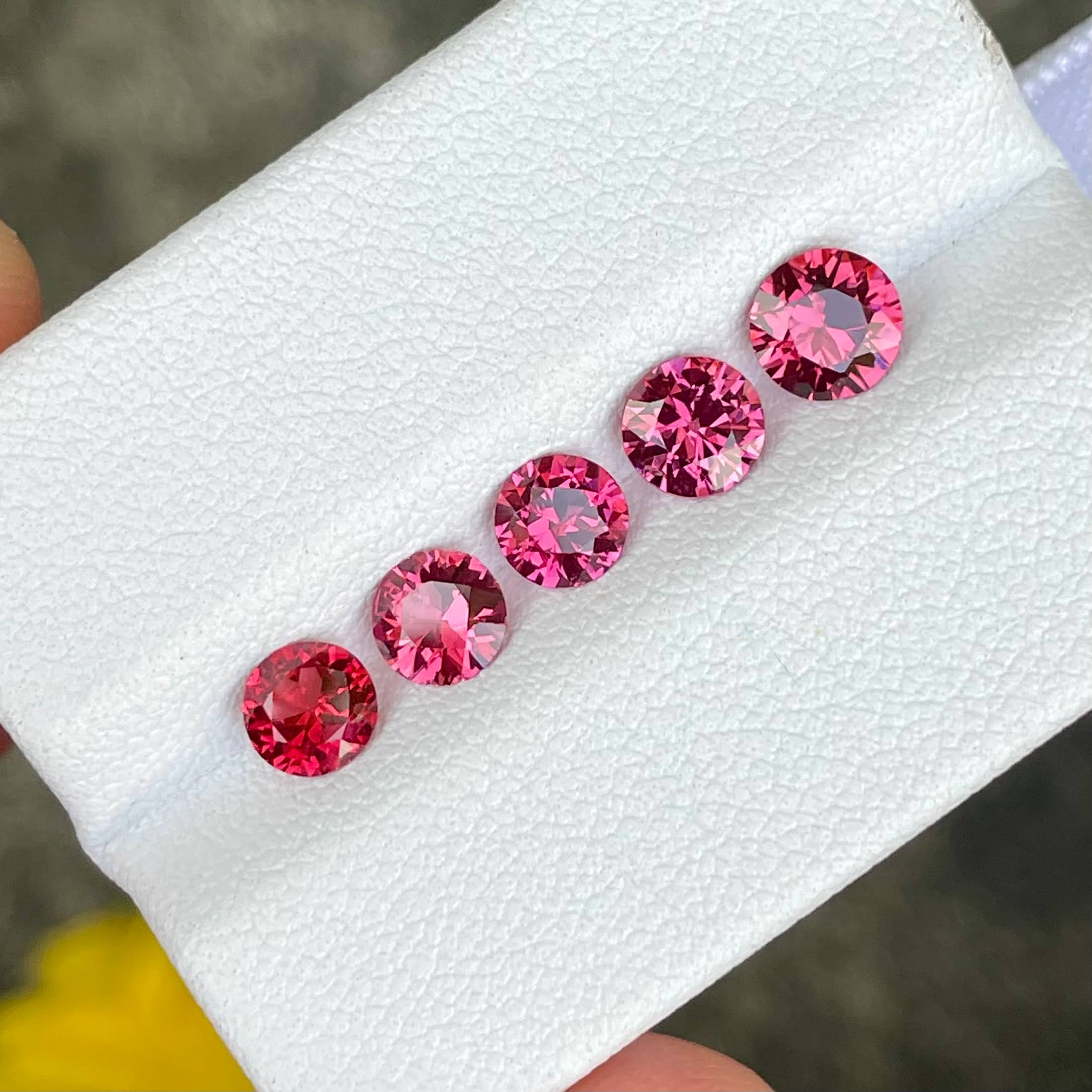 2.41 carats 5 Piece Pink Spinel Lot