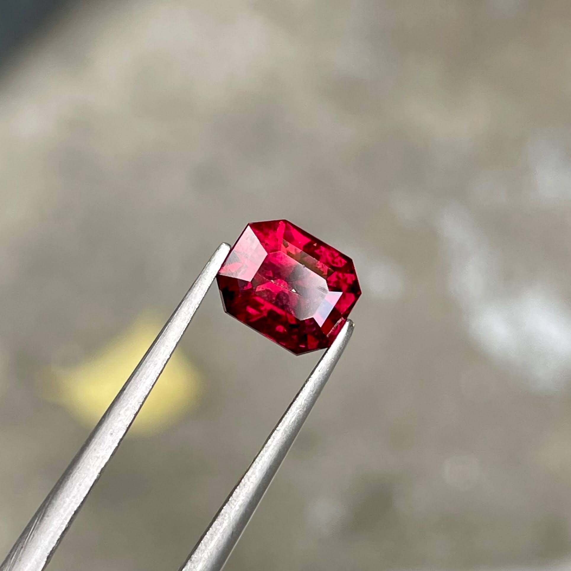 1.88 Carats Bright Red Garnet Stone
