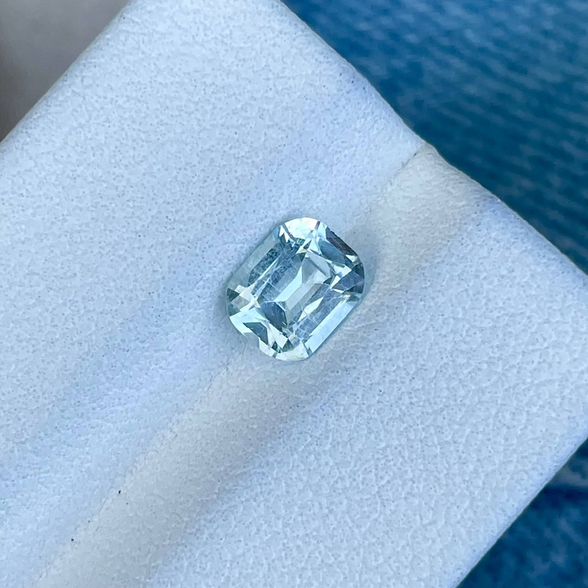 1.21 Carats Light Color Aquamarine