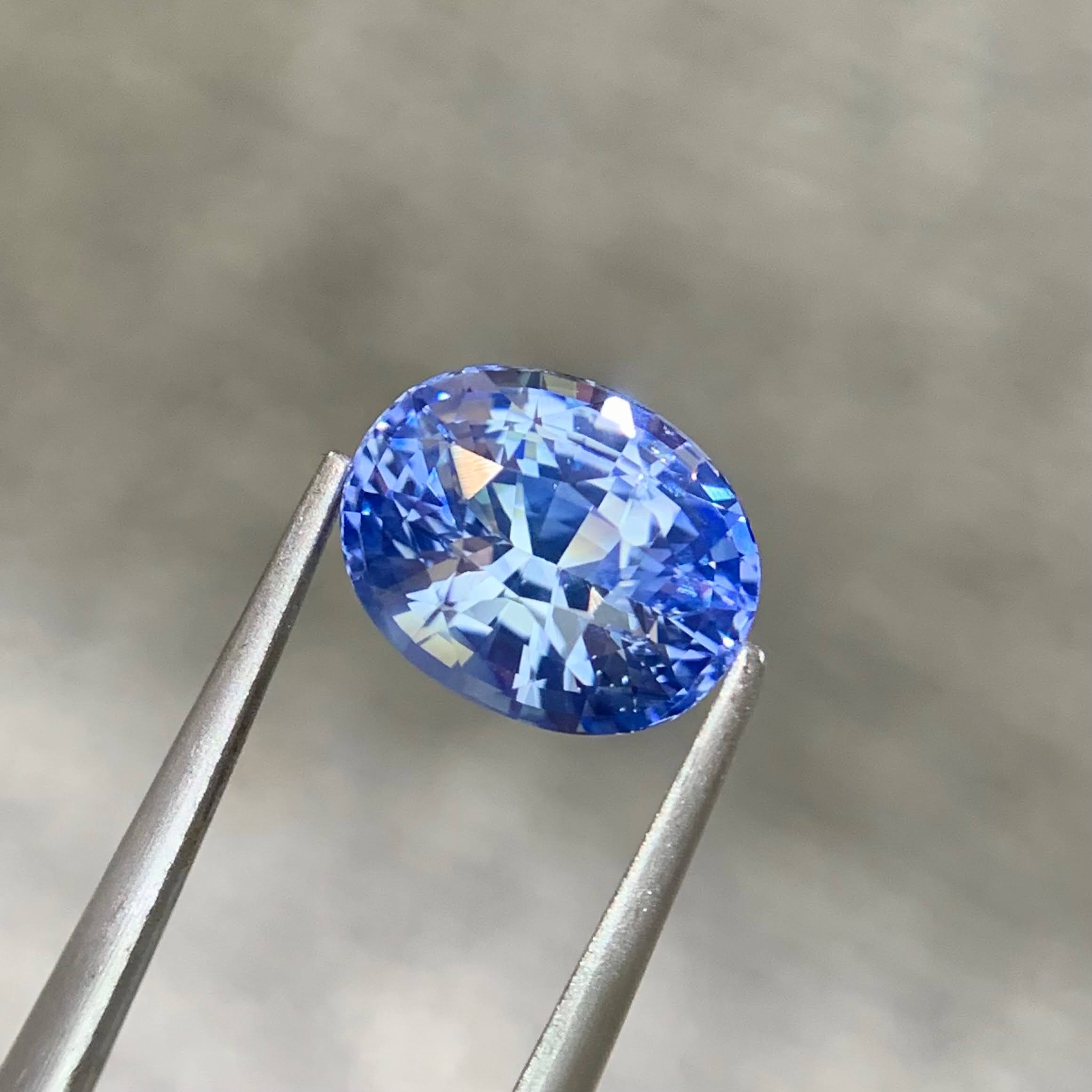 3.06 Ct Light Cornflower Blue Sapphire Oval
