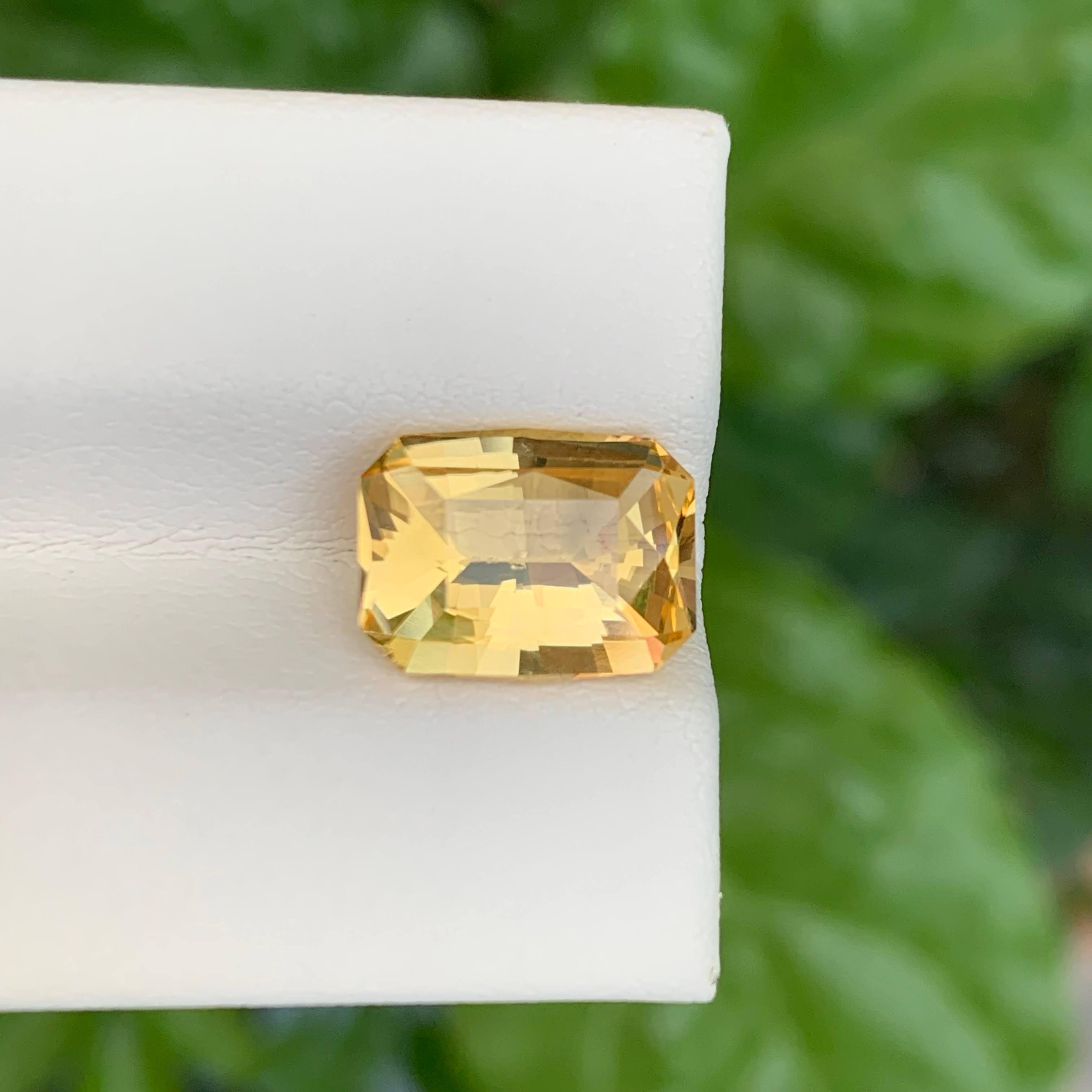 3.00 carats Orange Citrine Radiant Cut
