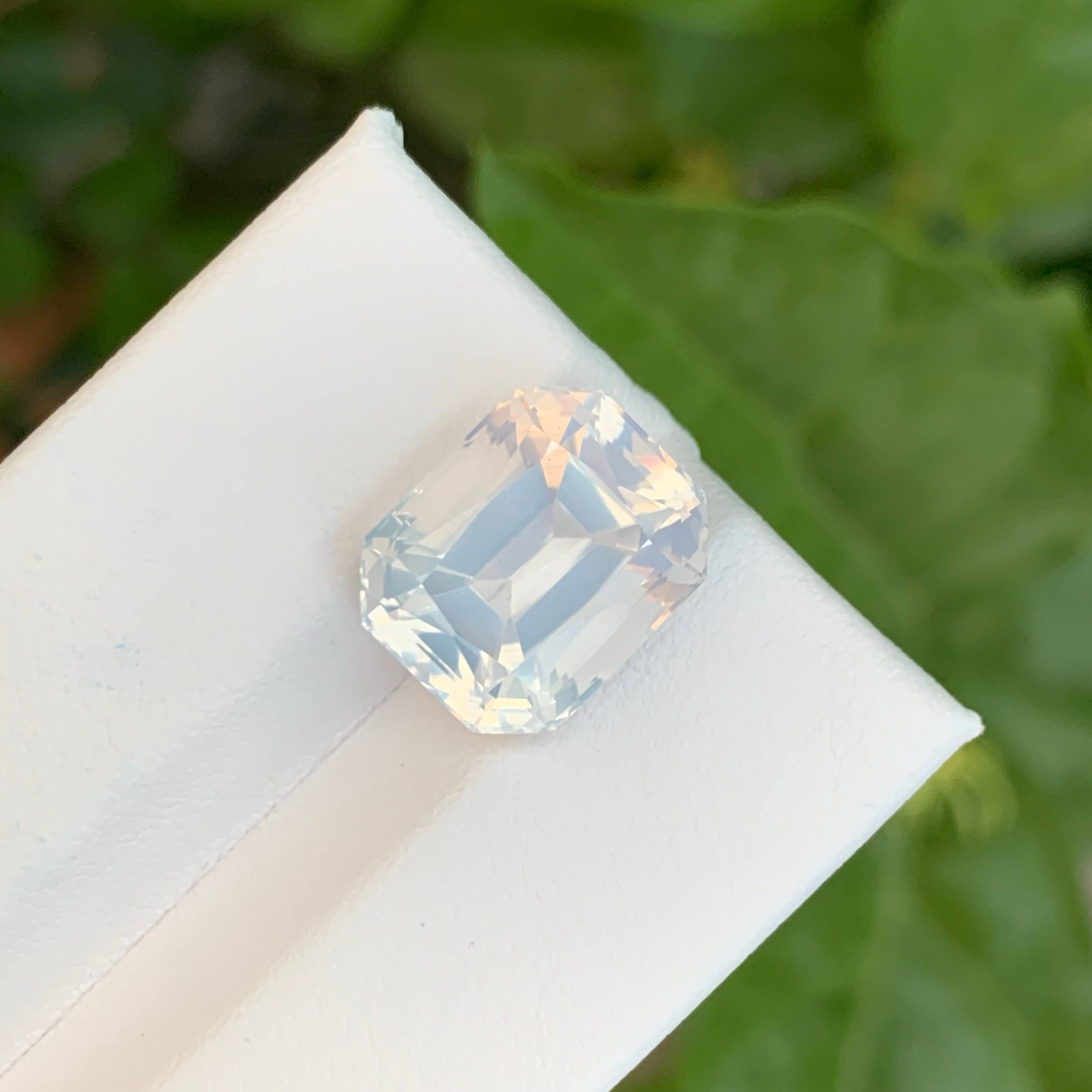  7.65 Ct Natural African Moonstone 