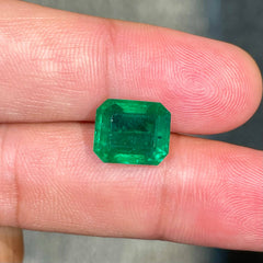 5.33 Carats Zambian Emerald Gemstone